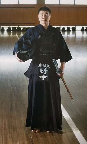 八段に合格した竹中准教授